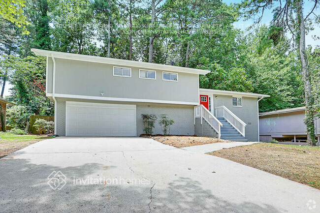 Building Photo - 2305 Verna Dr
