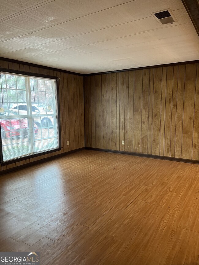 Foto del edificio - 1993 Smokey Rd