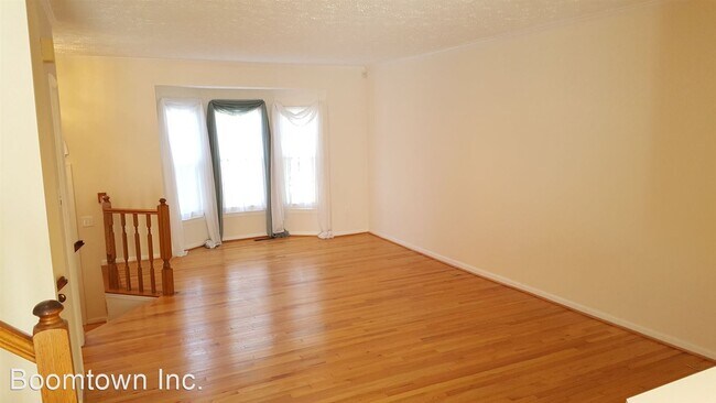 Foto del edificio - 2 br, 2.5 bath House - 522 Beacon Hill Terr.