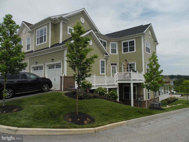 Building Photo - 201 Pound Ln