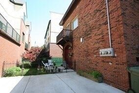 Building Photo - 2050 N Summit Ave