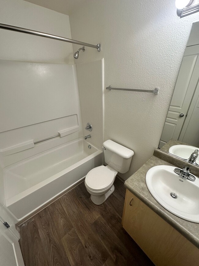 Bathroom - Commons at Sylvan Highlands Apartments