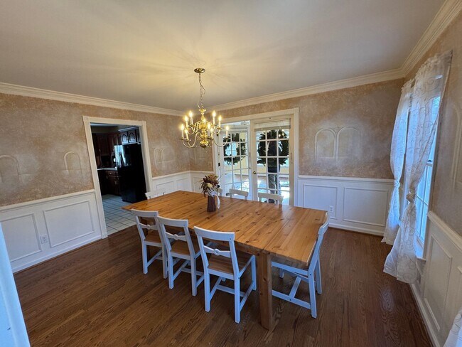 Building Photo - 141 Player Ct