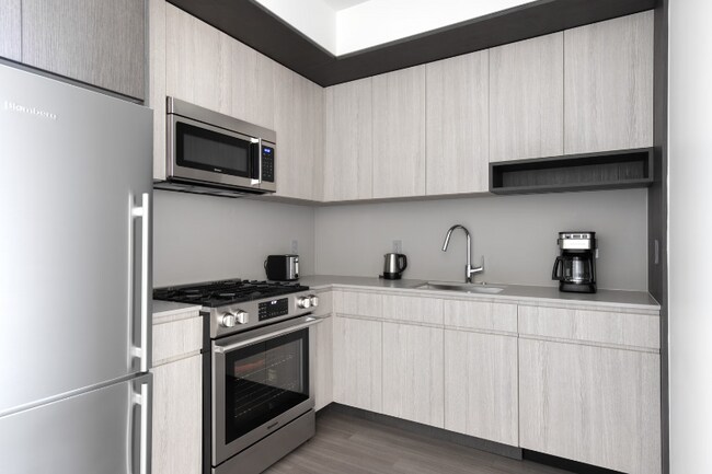 Foto del edificio - 1231 S Indiana Ave