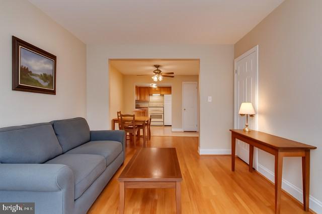 Foto del edificio - 726 3rd St NE