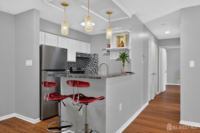 Foto del edificio - 5208 Ravens Crest Dr