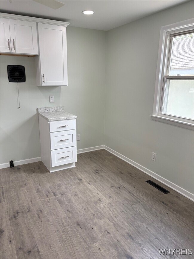 Foto del edificio - 482 Ridge St