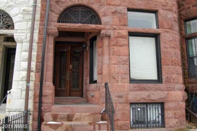 Building Photo - 2318 Eutaw Pl