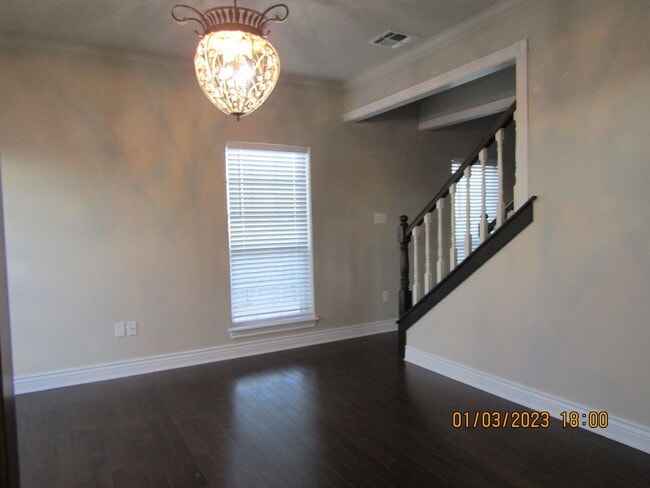 Building Photo - Pre-Screening Required before viewing home...