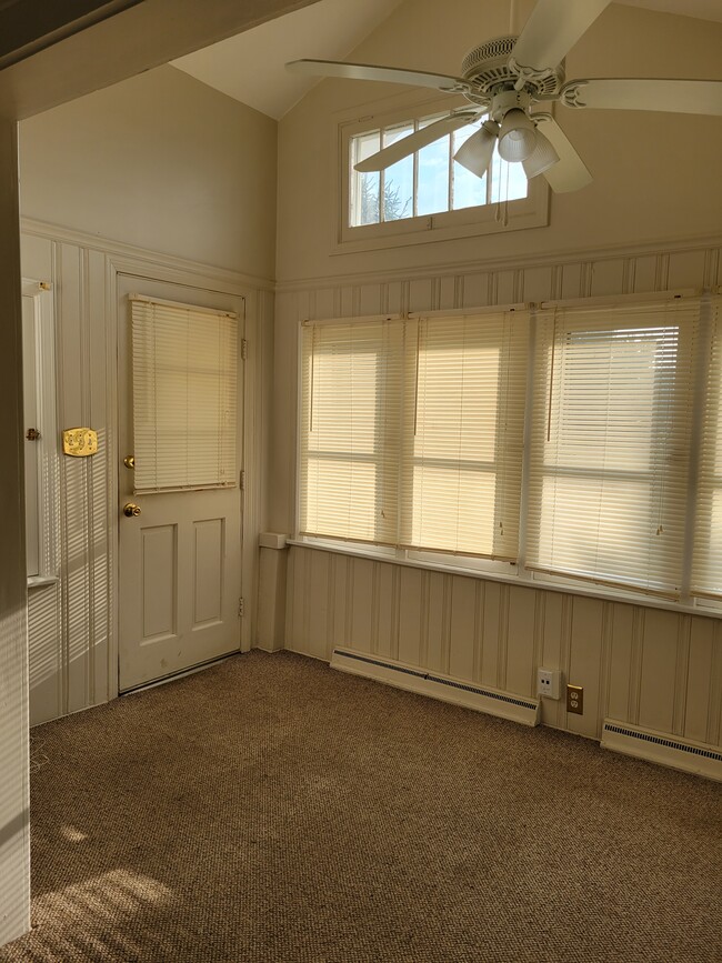 Building Photo - 1448 Massillon Rd