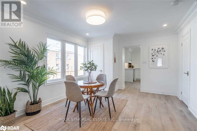 Building Photo - 1 Edward St