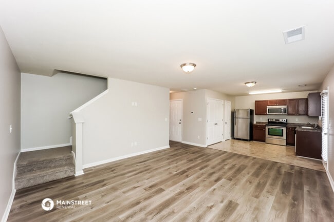 Building Photo - 313 Freeman Cir