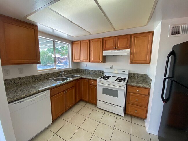 Foto del edificio - West Lancaster 2+2