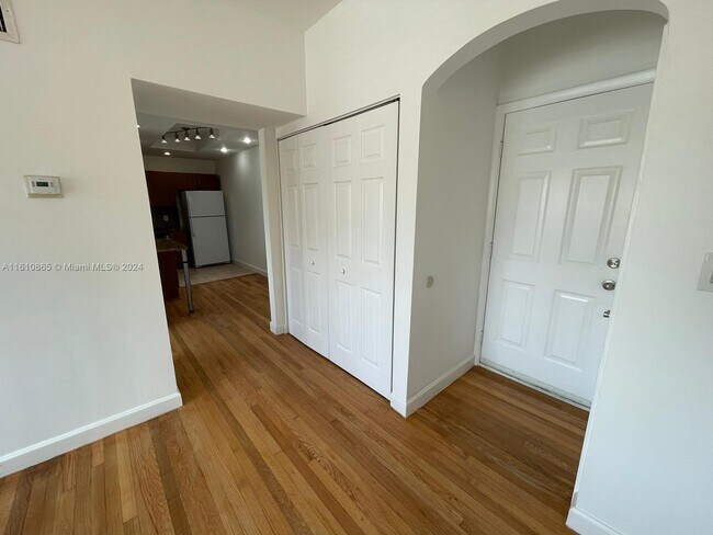 Building Photo - 223 Calabria Ave