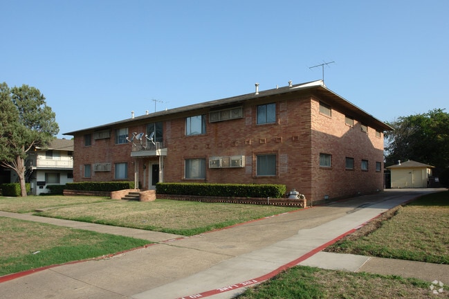 Foto del edificio - 5717 Mccommas Blvd