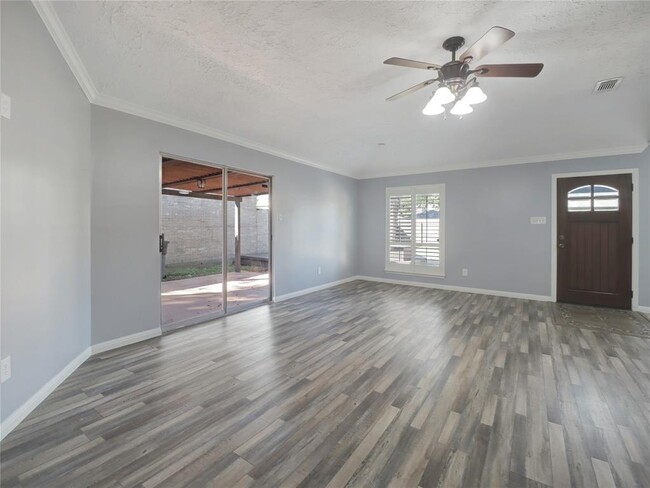 Building Photo - 10919 Indian Vista Dr