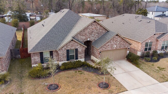 Foto del edificio - 4702 Preserve Park Dr