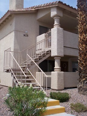 Foto principal - 925 Falconhead Ln