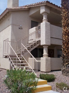 Building Photo - 925 Falconhead Ln