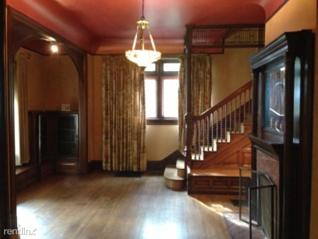 Building Photo - 3 br, 2 bath Apartment - 7209 Penn Ave
