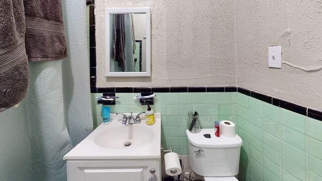 Building Photo - 1091 Boylston St