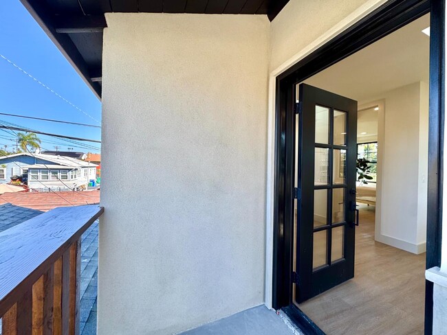 Building Photo - 3577 Louisiana St