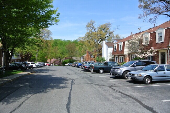 Building Photo - 766 Princeton Pl