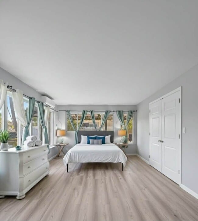 Photo - 420 SE 9th Ct (Fort Lauderdale, FL) Apartment