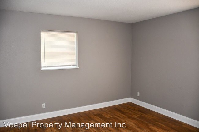 Building Photo - 116 W 38th St
