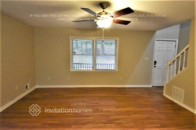 Foto del edificio - 1110 Wood Valley Rd