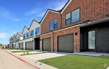 Building Photo - 465 Frisco Rd