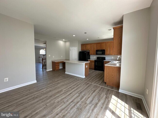 Building Photo - 17425 Grant Cottage Dr