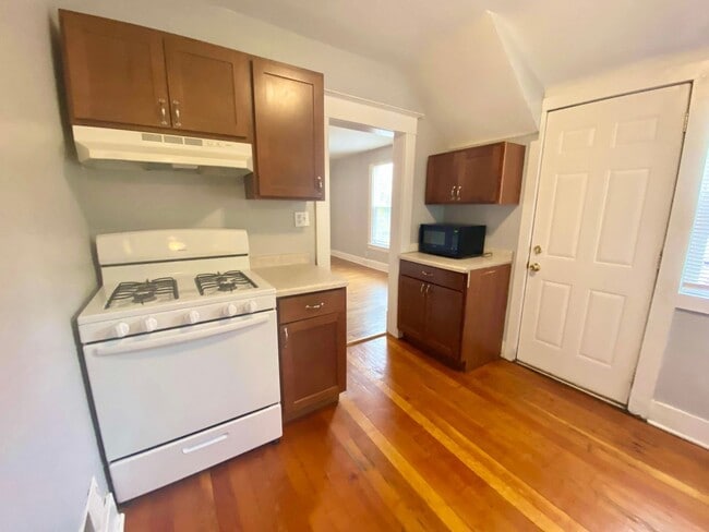 Foto del edificio - 1617 7th St NW