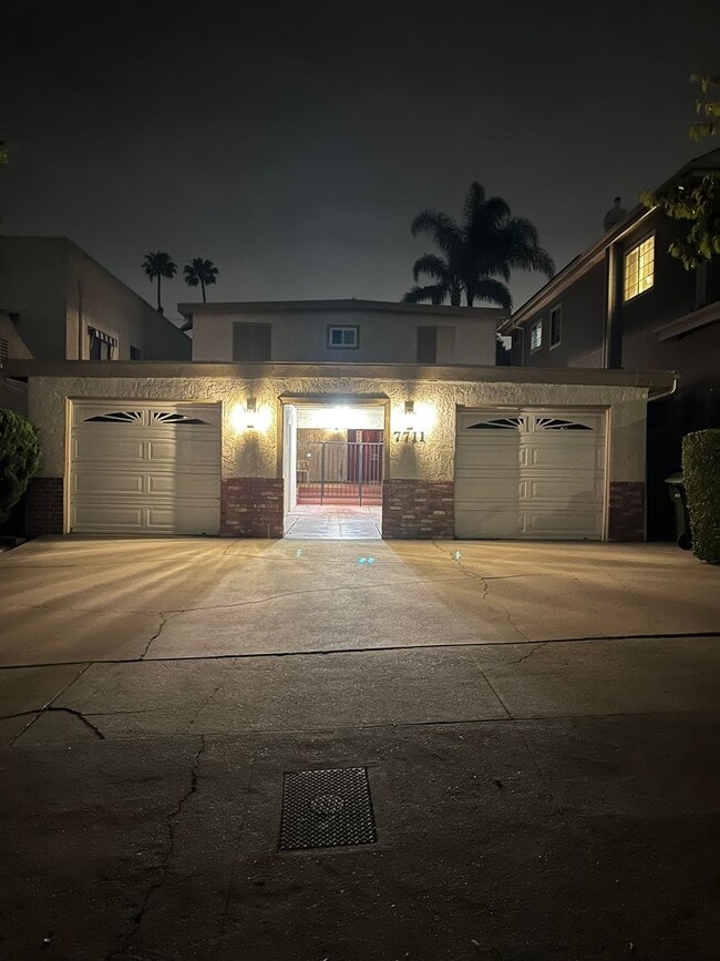 Building Photo - Charming Playa Del Rey Home with Spacious ...
