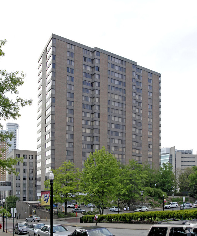 Primary Photo - Brottier Hall