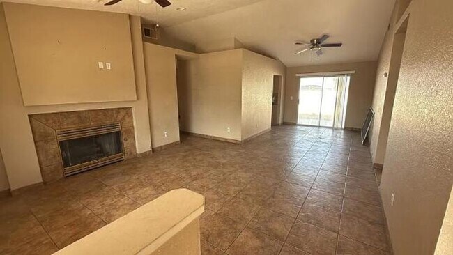 Building Photo - 30848 Bloomsbury Ln