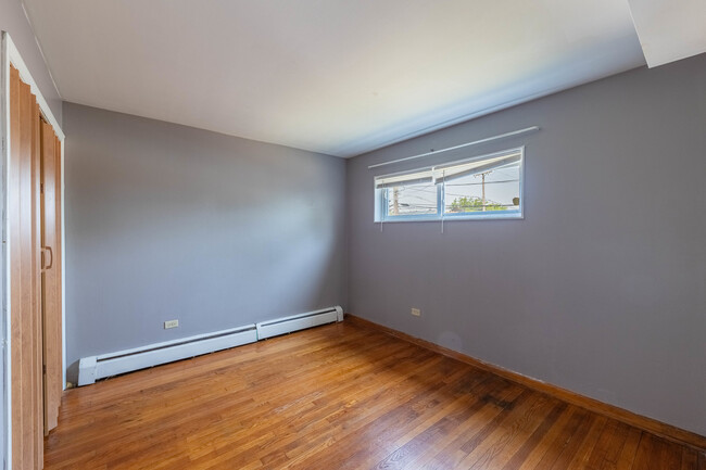 Foto del edificio - 4634 W 47th St