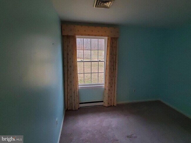 Building Photo - 12089 McDonalds Ln