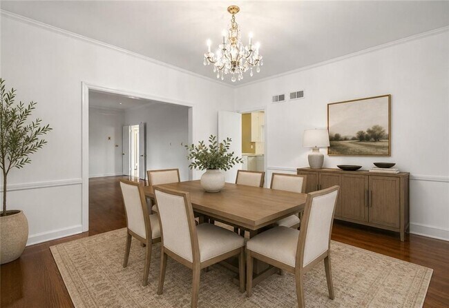 Foto del edificio - 757 Old Ivy Rd NE