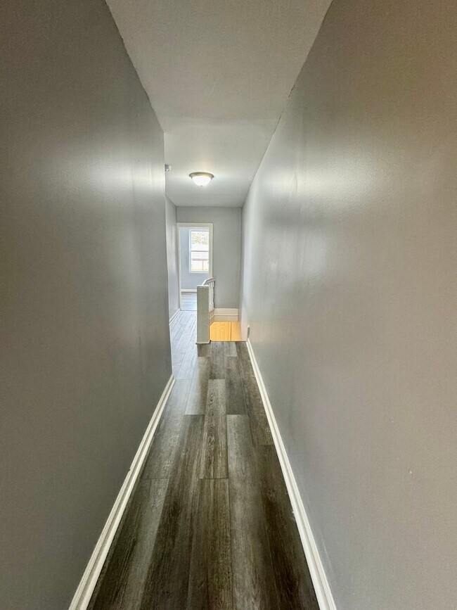 Foto del edificio - Anika Homes 3 Bedroom