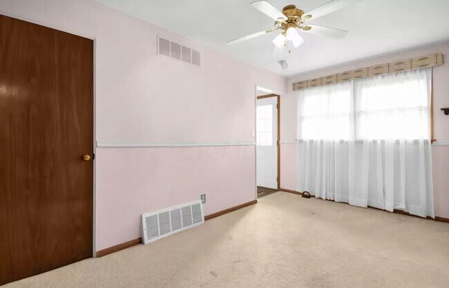 Building Photo - 4175 Wright Park