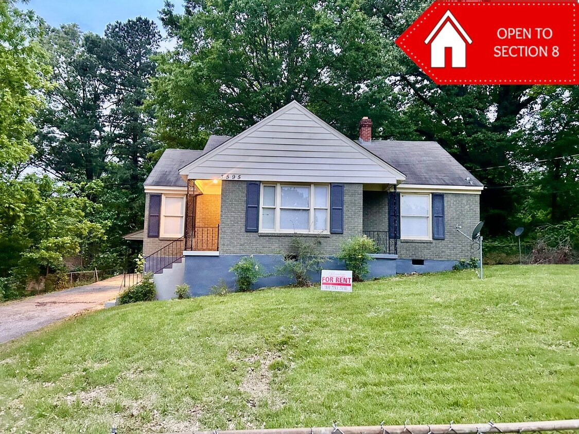 Primary Photo - Cute 3 bedroom 1 bathroom home - Open To S...