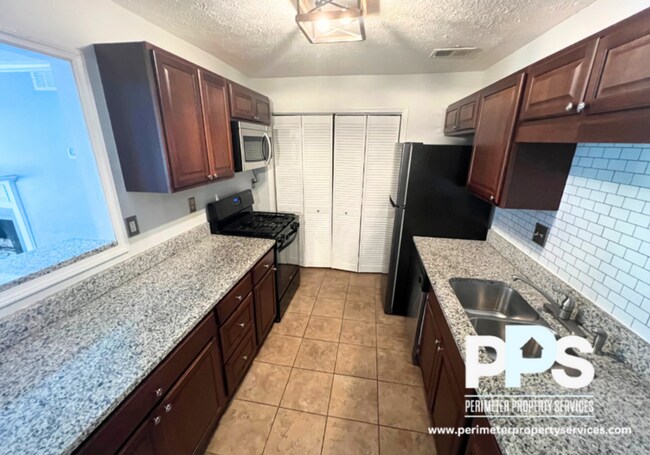 Photo - 801 Countryside Pl House