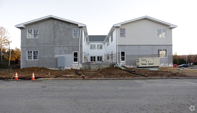 Building Photo - 4822 Old Bethlehem Pike