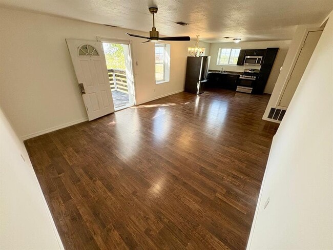 Building Photo - 5213 Tucker Hill Ln