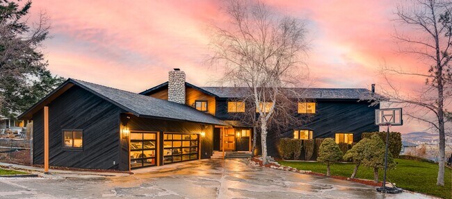 Foto del edificio - 7270 Pembroke Dr
