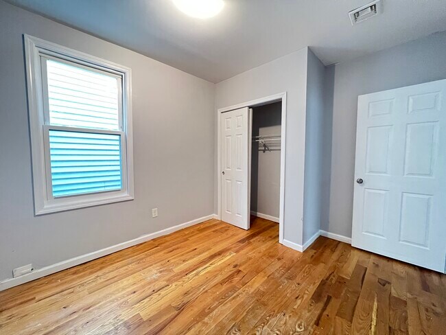 Building Photo - 166 Wilkinson Ave