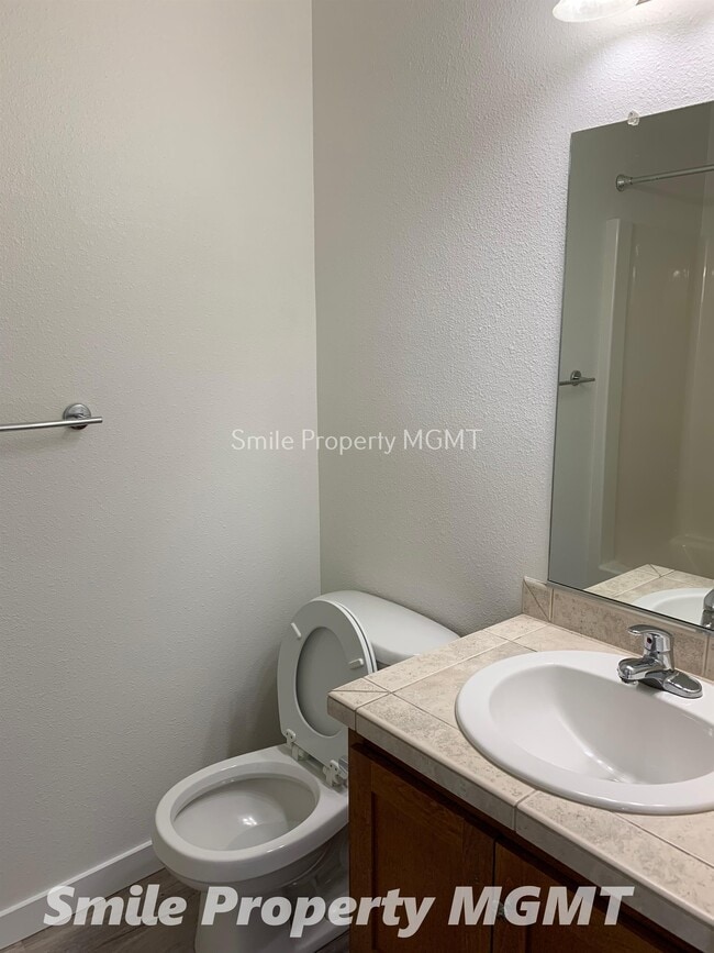 Building Photo - 11217 SE Causey Cir