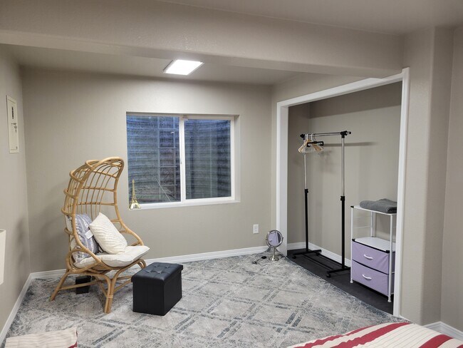Building Photo - 6723 Issaquah Dr