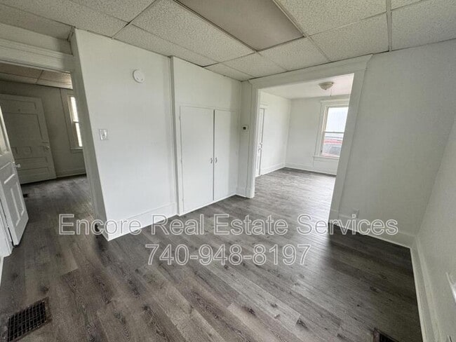Building Photo - 518 Maple Ave